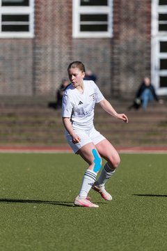 Bild 293 - F Walddoerfer SV : FC St. Pauli 2 : Ergebnis: 6:0